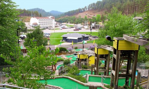 holy-terror-mini-golf-1 holy-terror-mini-golf-1